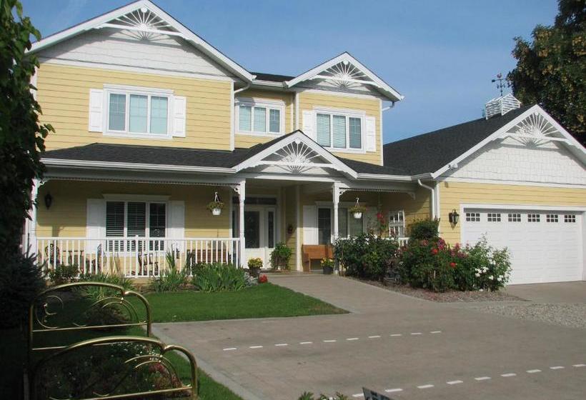 בית מלון כפרי Chesterfield Inn