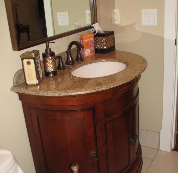 בית מלון כפרי Chesterfield Inn