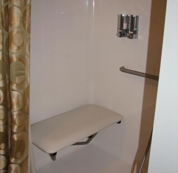 בית מלון כפרי Chesterfield Inn