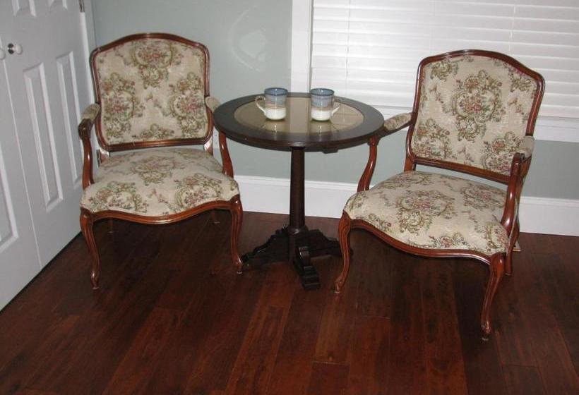 בית מלון כפרי Chesterfield Inn