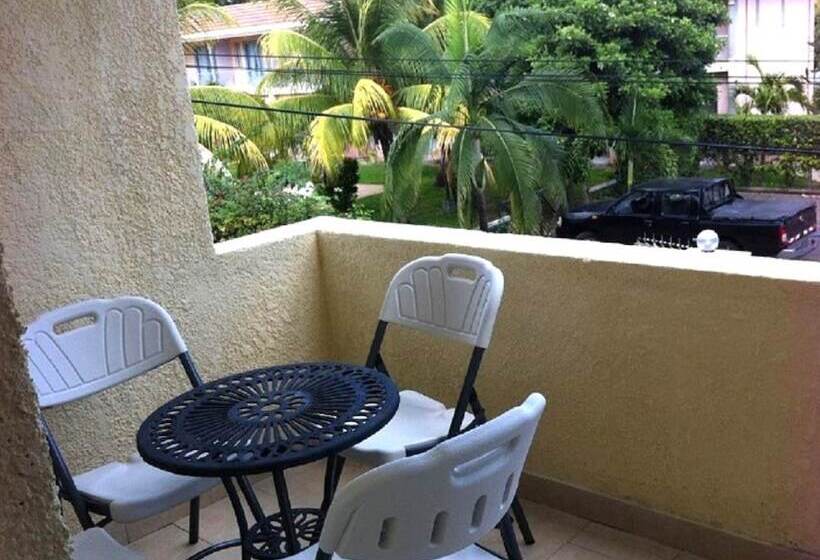 Отель Chez Pepe