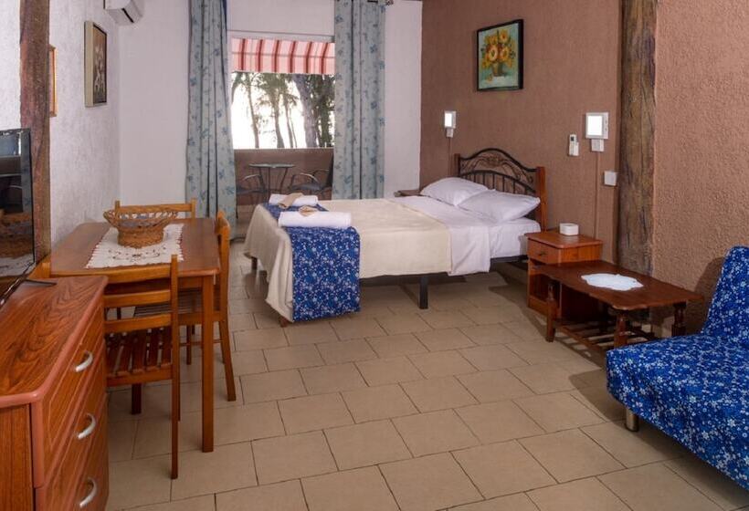 Отель Chez Pepe