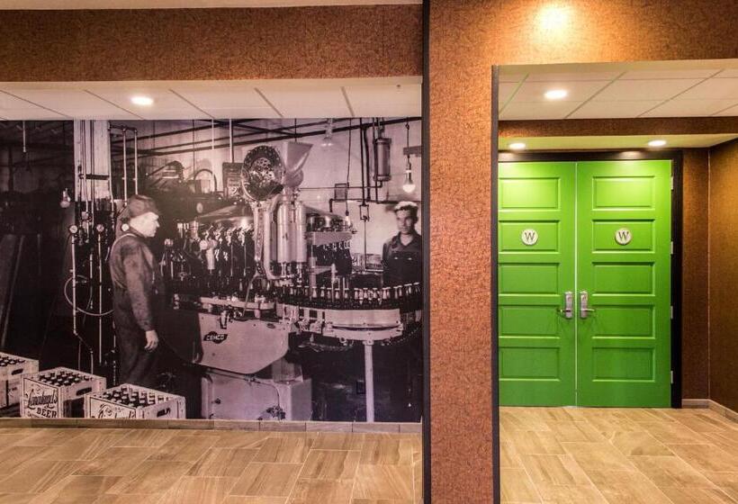 Cobblestone Hotel & Suites Chippewa Falls