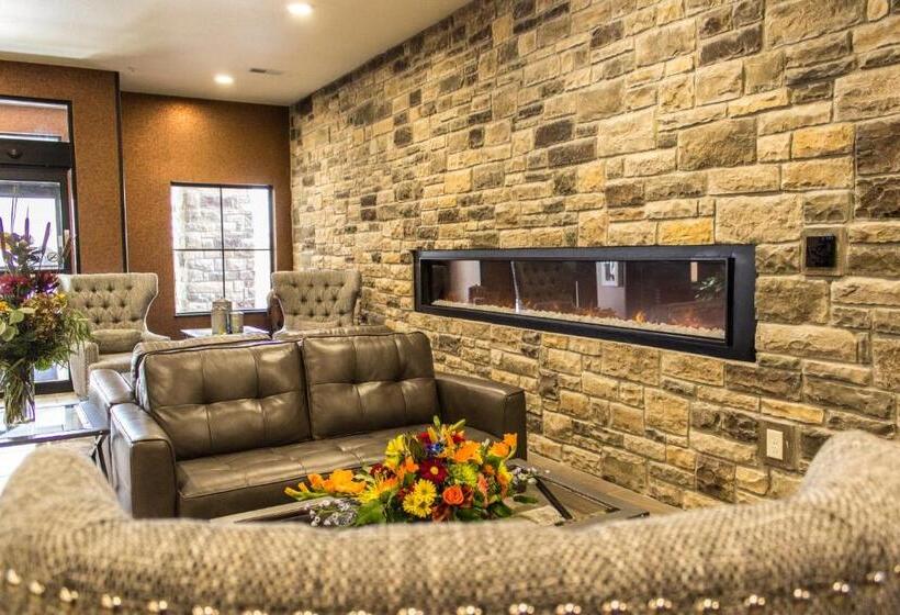 Cobblestone Hotel & Suites Chippewa Falls