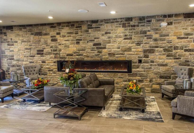 Cobblestone Hotel & Suites Chippewa Falls