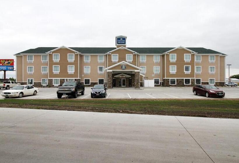 Cobblestone Hotel & Suites – Devils Lake