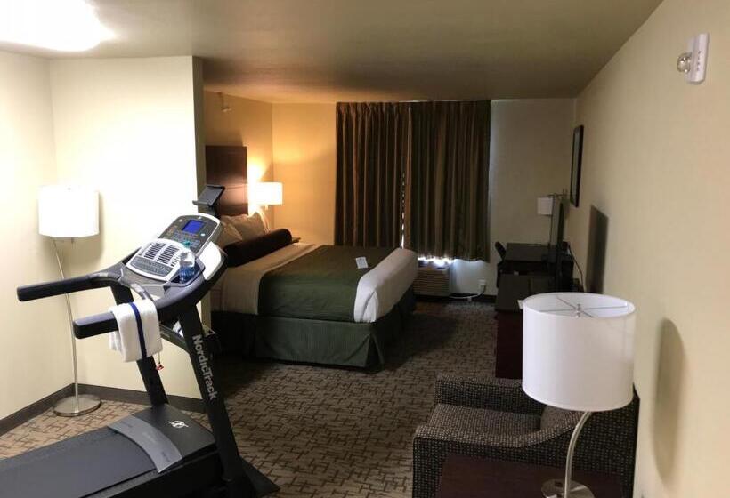 Cobblestone Hotel & Suites – Devils Lake