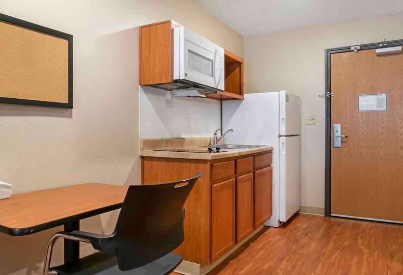 هتل Extended Stay America Select Suites  Grand Rapids  Wyoming