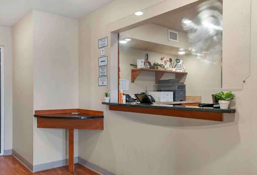 Отель Extended Stay America Select Suites  Grand Rapids  Wyoming