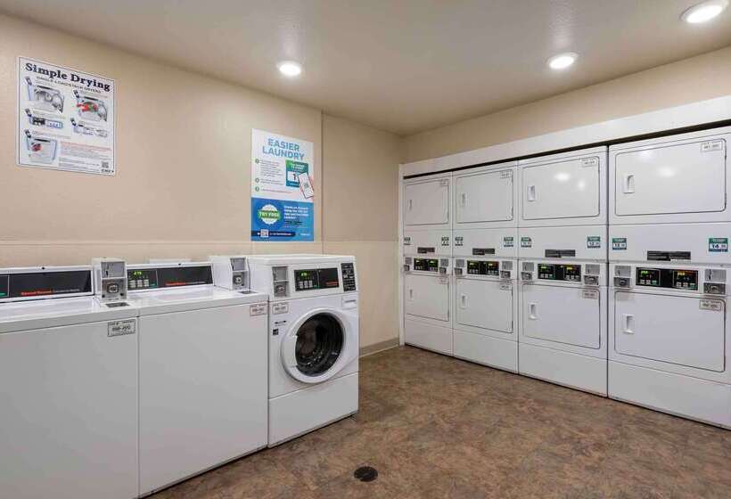 בית מלון כפרי Extended Stay America Select Suites  Lake Worth