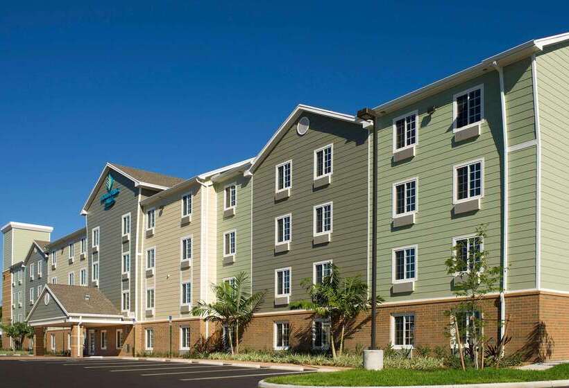 בית מלון כפרי Extended Stay America Select Suites  Lake Worth