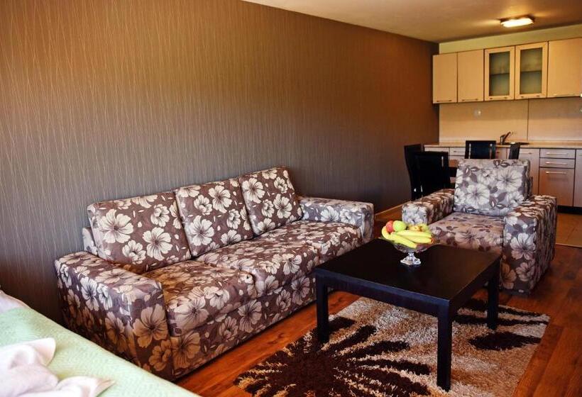 فندق Forest Nook Apart