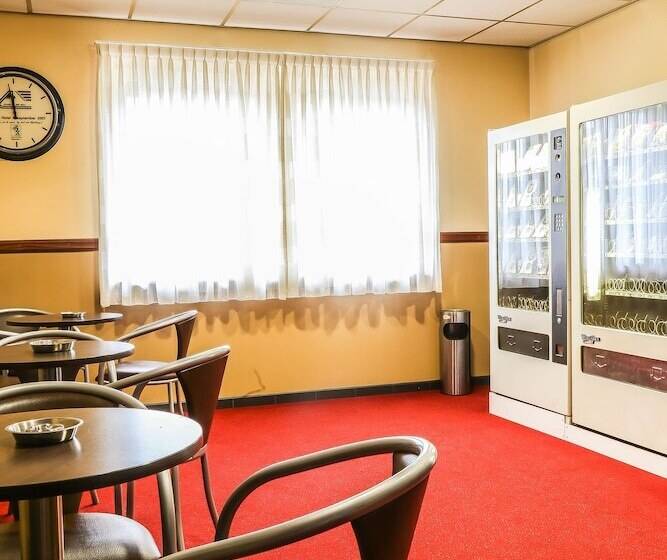 Отель Frans Op Den Bult