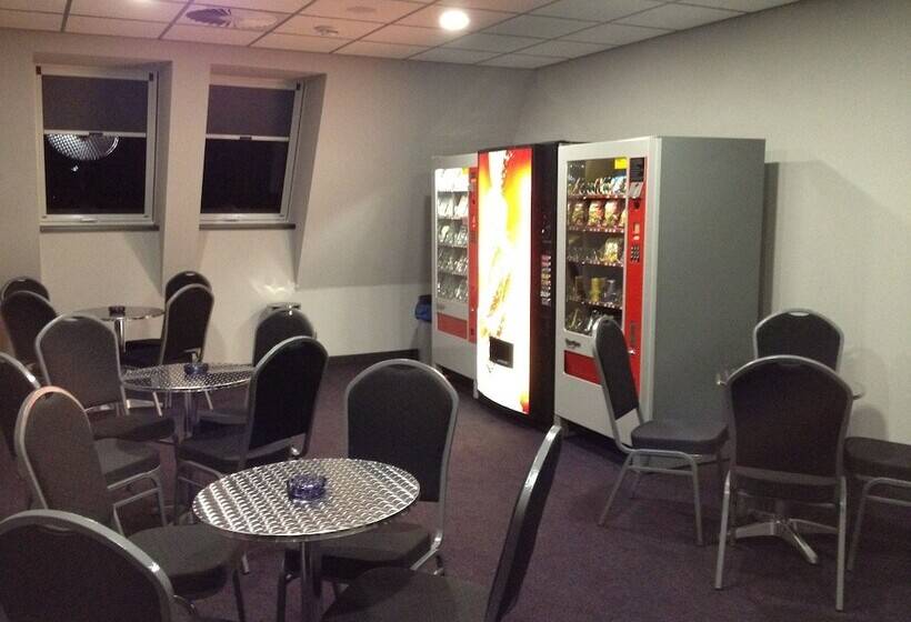 Отель Frans Op Den Bult