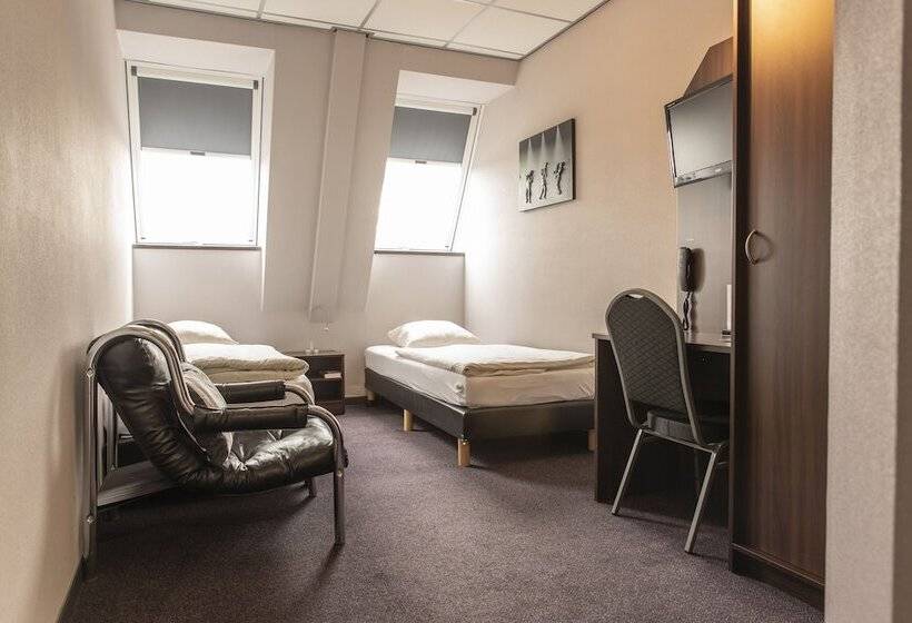 Отель Frans Op Den Bult