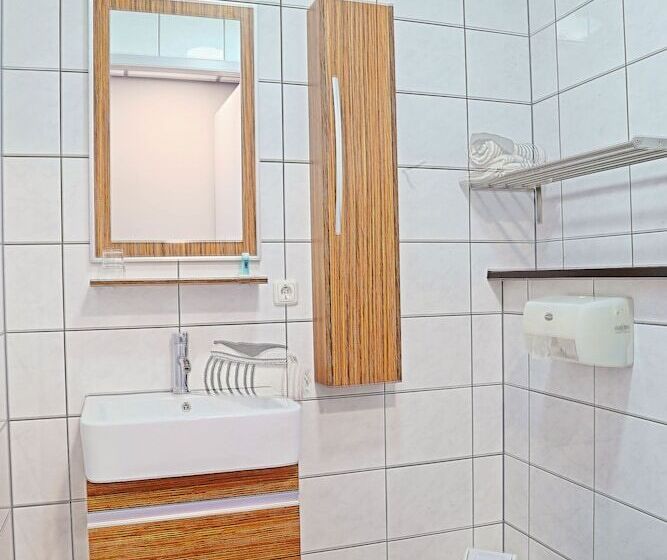 Отель Frans Op Den Bult