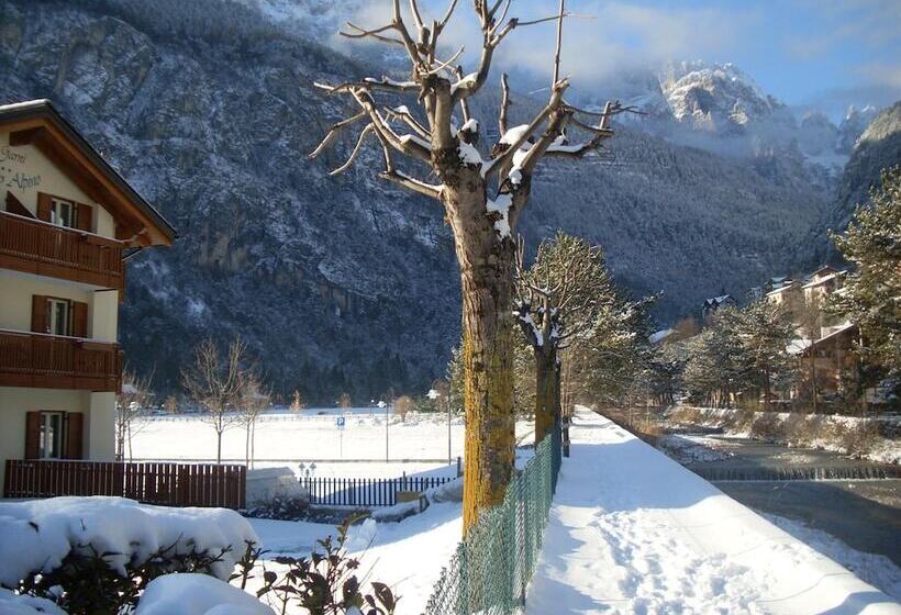 בית מלון כפרי Garnì Lago Alpino