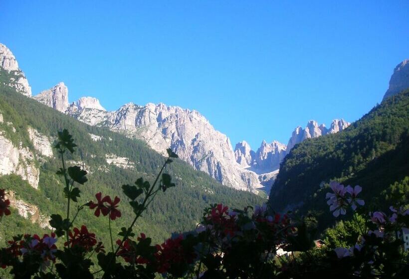 فندق Garnì Lago Alpino