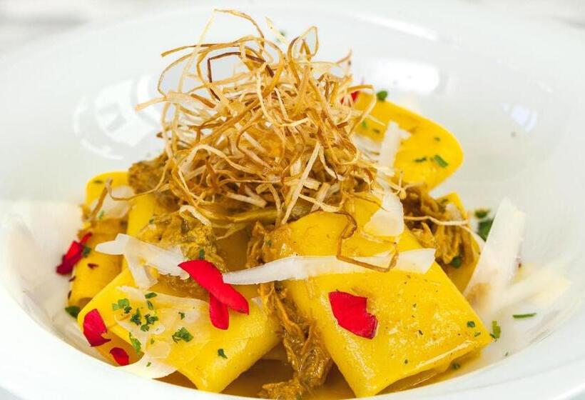 ホテル Glemerald Hostel