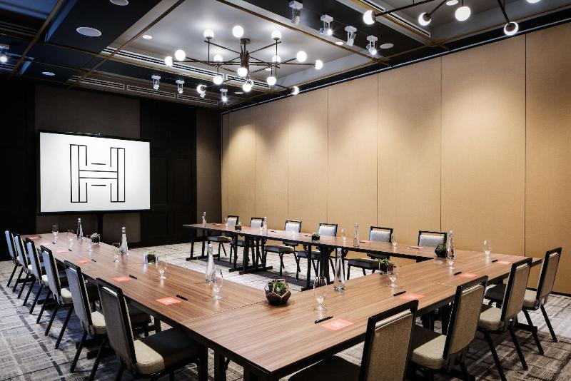 Halcyon A Hotel In Cherry Creek