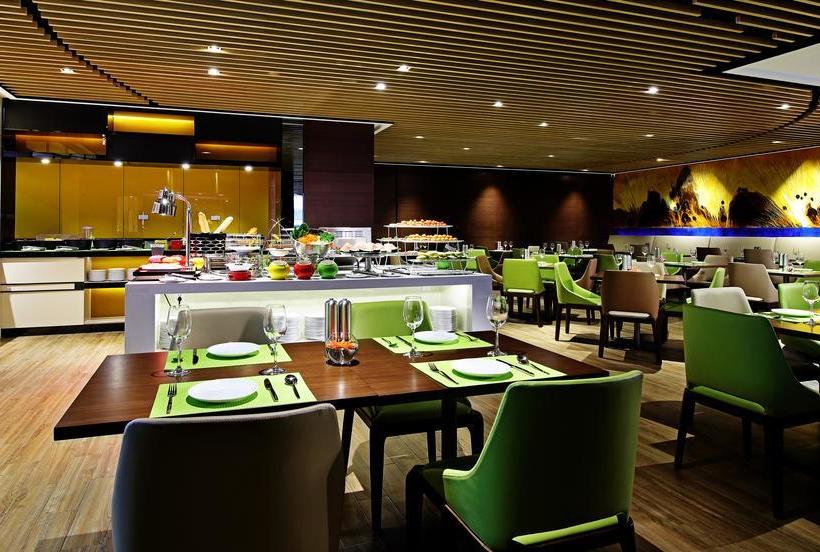 هتل Hampton By Hilton Guangzhou Zhujiang New Town