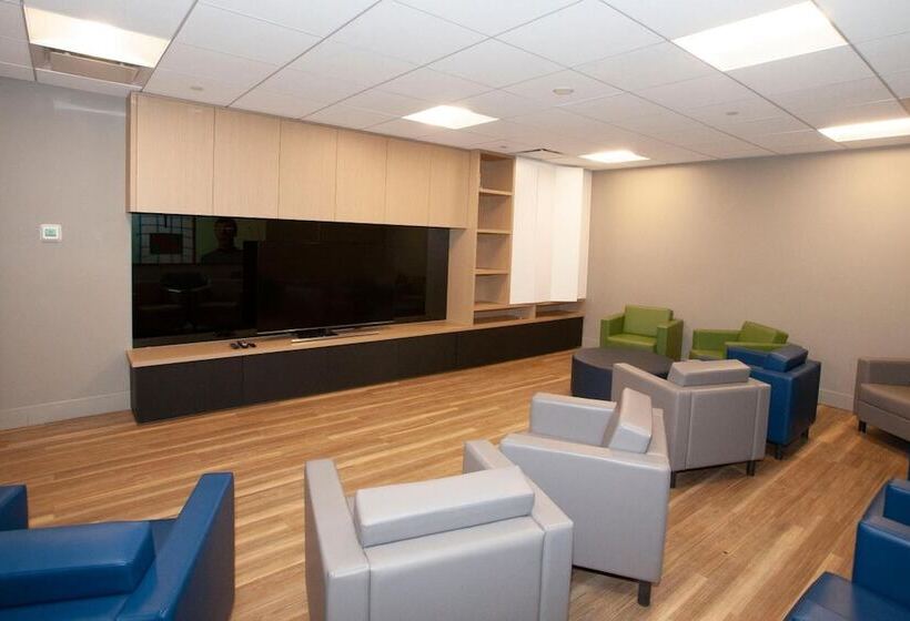 فندق Hi Jasper   Hostel