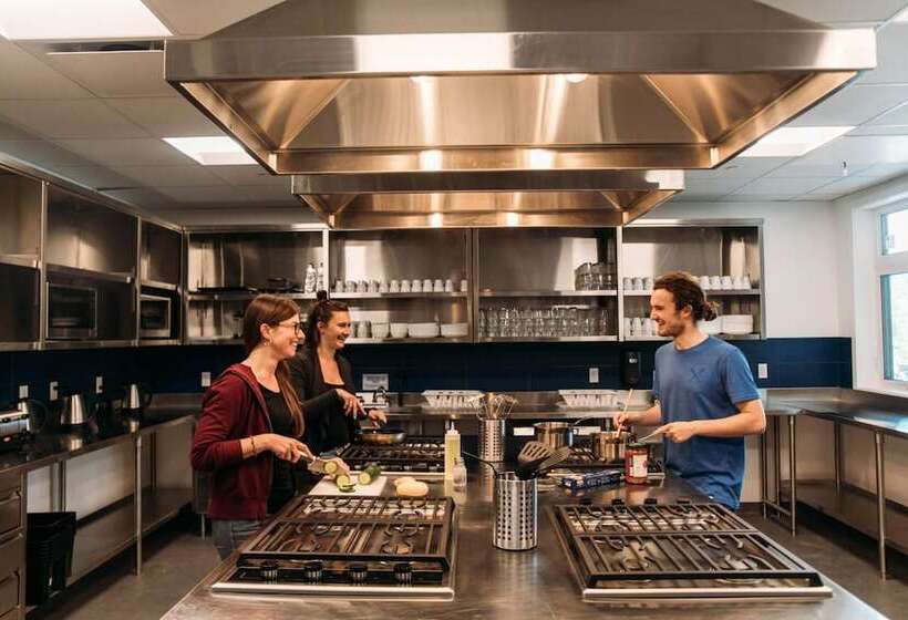 فندق Hi Jasper   Hostel