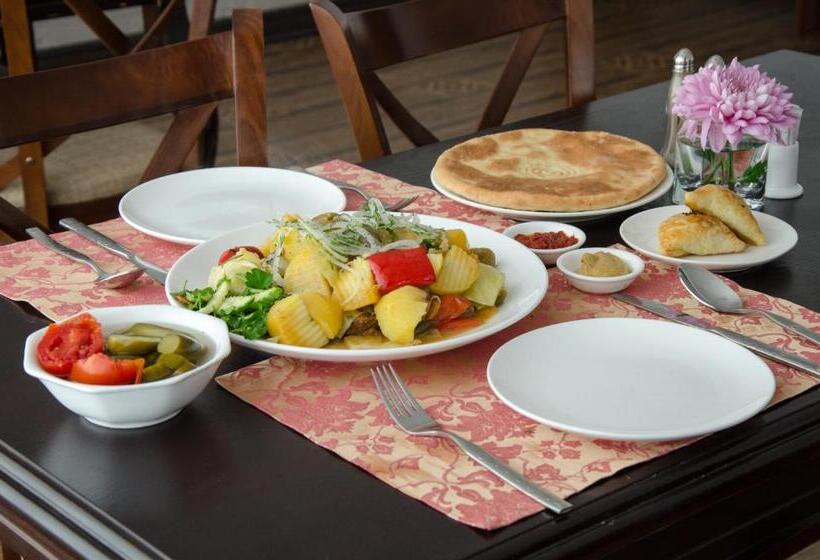 בית מלון כפרי Jipek Joli