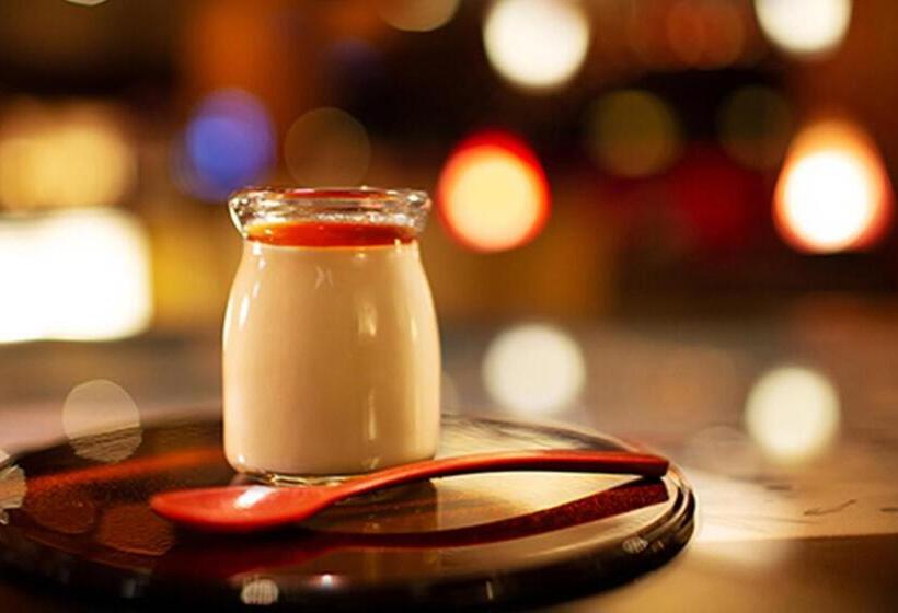 Отель Yamanaka Onsen Kagari Kisshotei