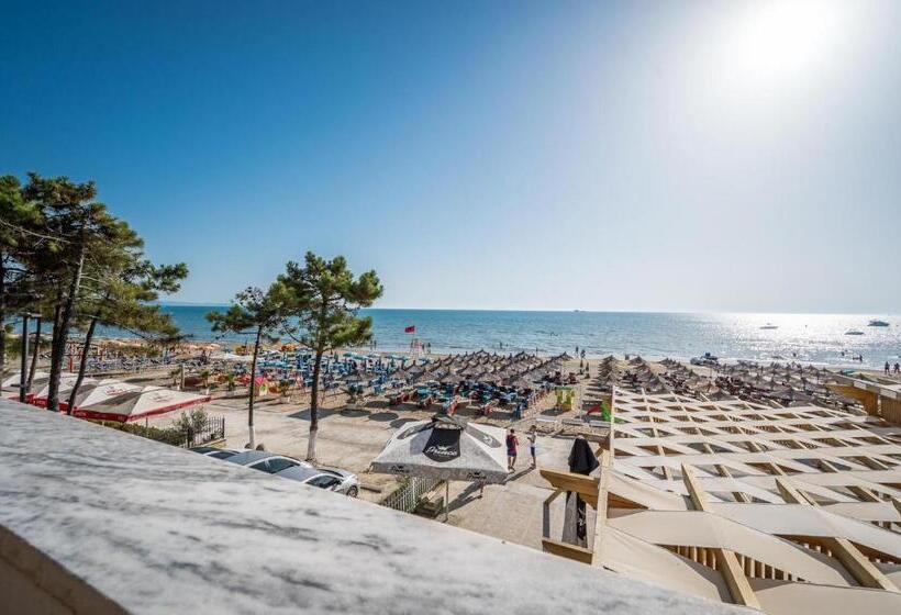 בית מלון כפרי Kamomil