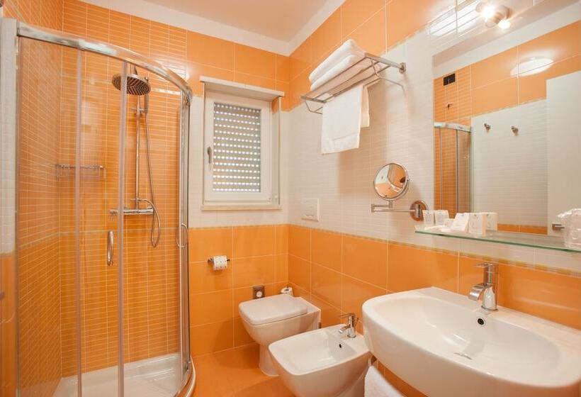 فندق La Casa Del Turista