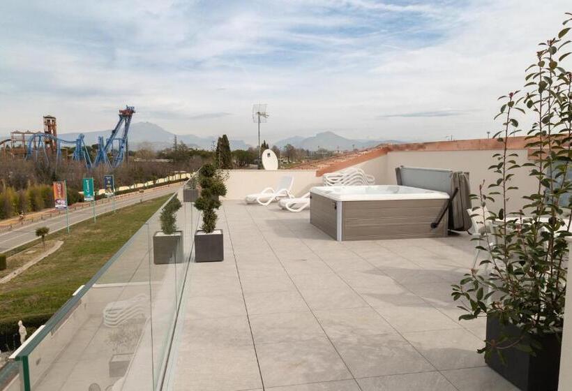 فندق La Maison Du Port