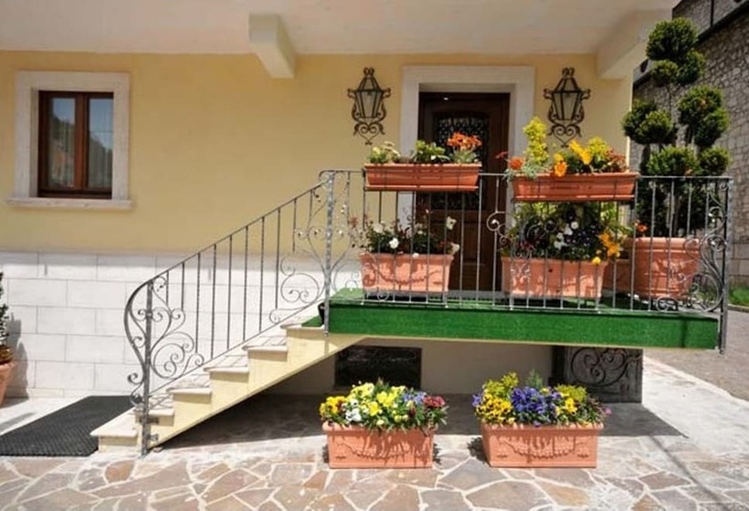 호텔 La Piazzetta Rooms & Breakfast