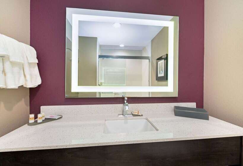 فندق La Quinta By Wyndham West Monroe