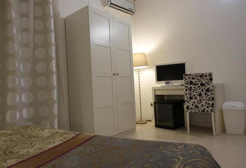 Отель Sami Luxury Rooms