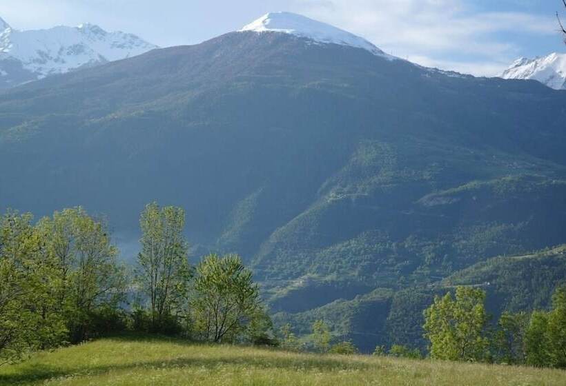 בית מלון כפרי Le Vieux Noyer   Appartamenti Al Verde Villaggio Di Rumiod