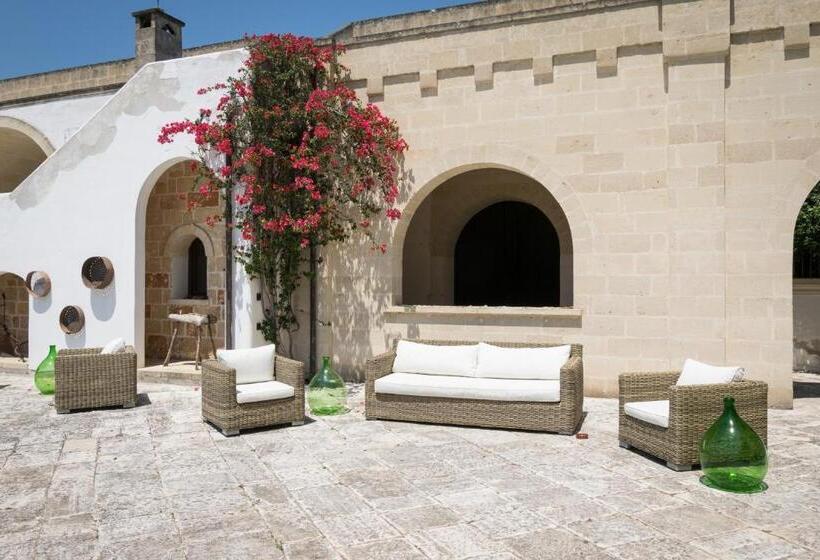 בית מלון כפרי Masseria Mazzetta Salento Corte Del Falconiere B&b