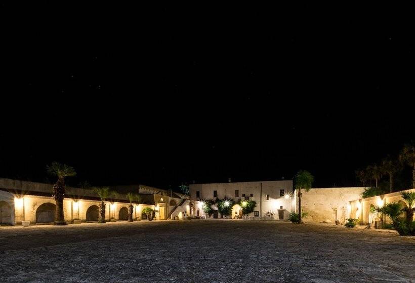 Отель Masseria Mazzetta Salento Corte Del Falconiere B&b