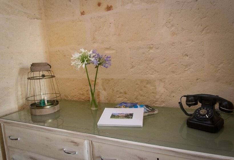 בית מלון כפרי Masseria Mazzetta Salento Corte Del Falconiere B&b