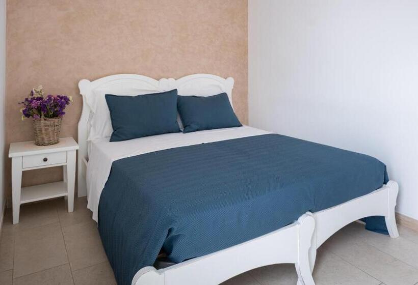 Отель Masseria Tenuta Flora Maria