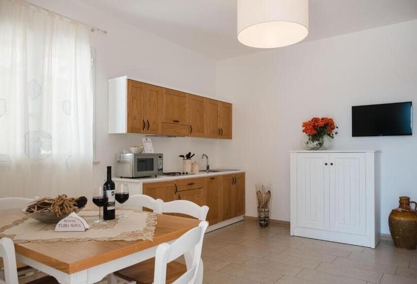 Отель Masseria Tenuta Flora Maria