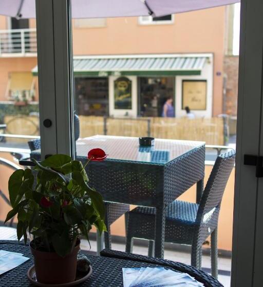 בית מלון כפרי Mimosa