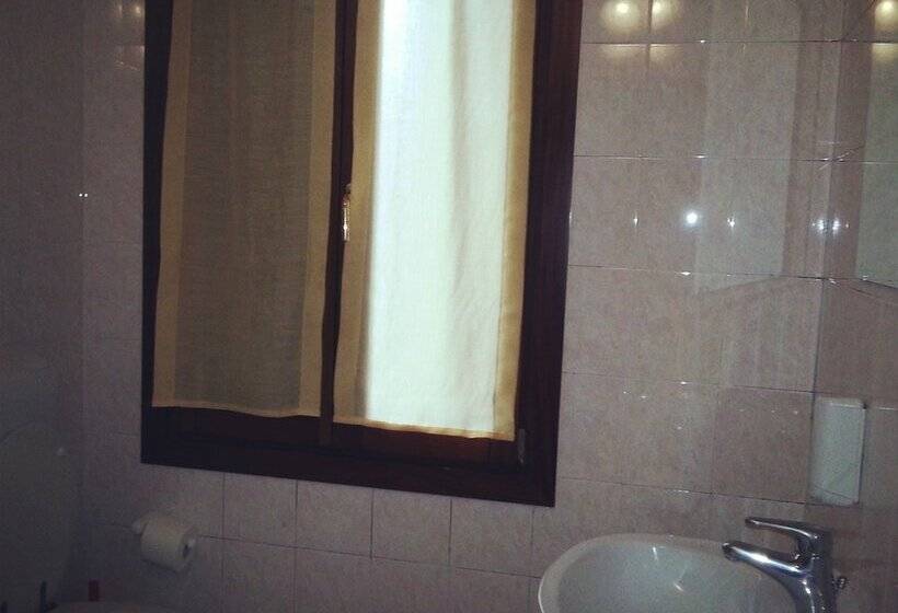 ホテル Nuova Locanda Belvedere