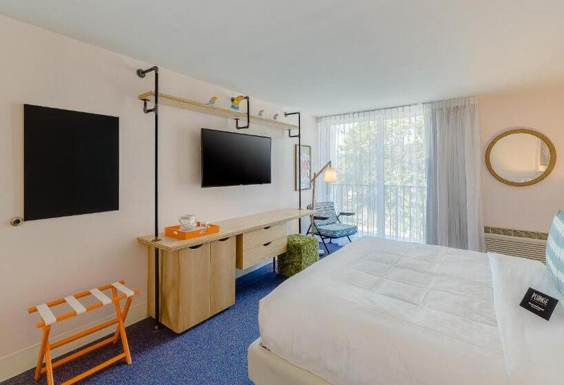 فندق Plunge Beach Resort