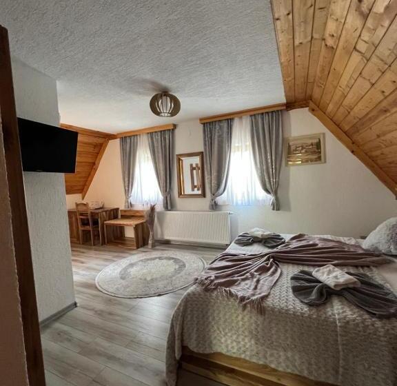 호텔 Rustic Inn River 2