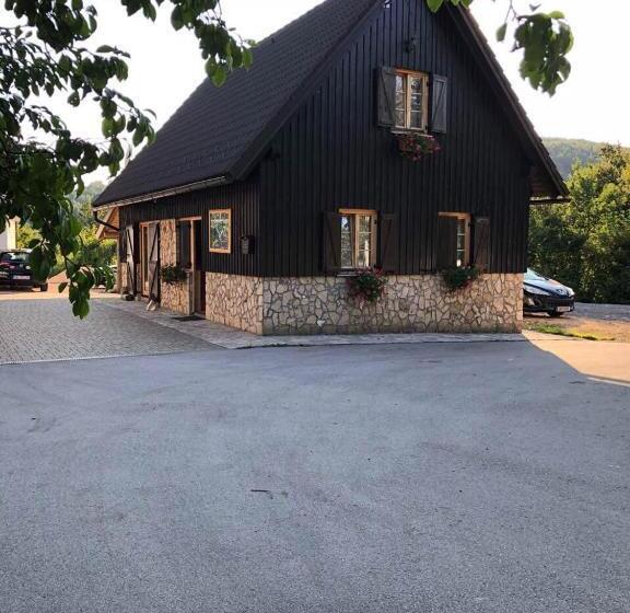 فندق Rustic Inn River 2