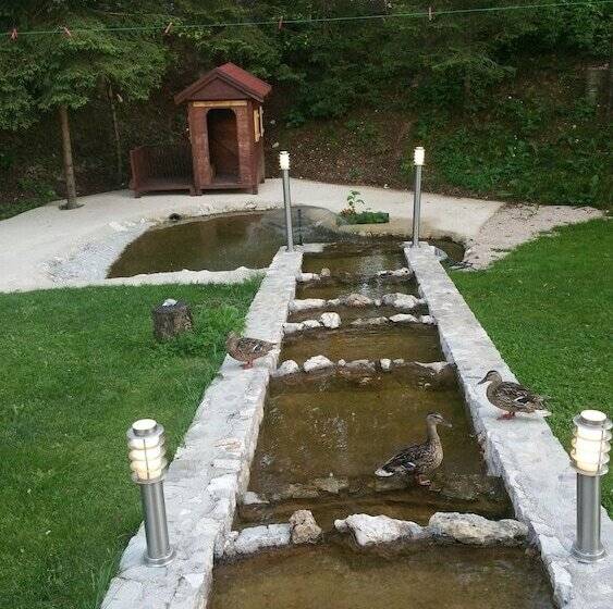 호텔 Rustic Inn River 2