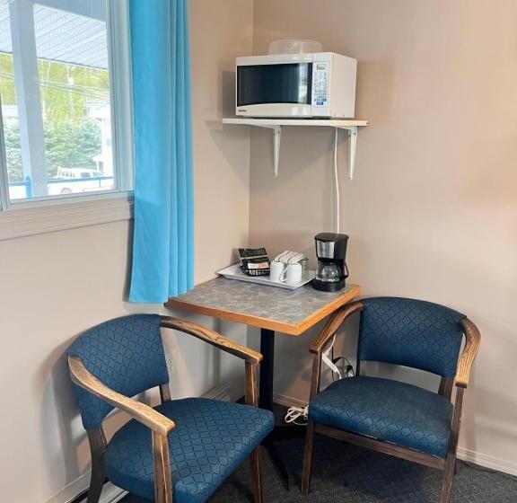 호텔 Skimmerhorn Inn