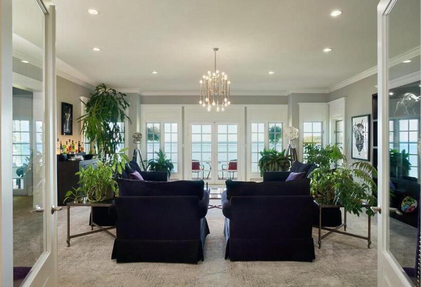 ホテル Somerset A Private Retreat