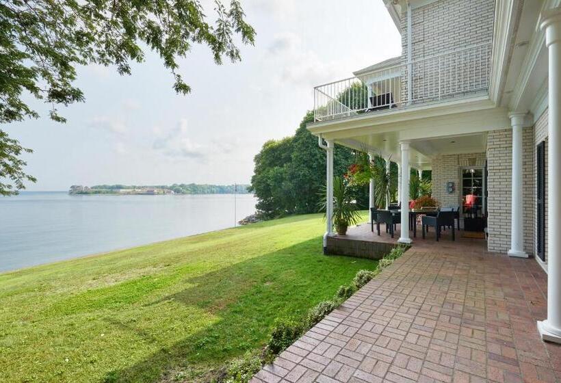 ホテル Somerset A Private Retreat